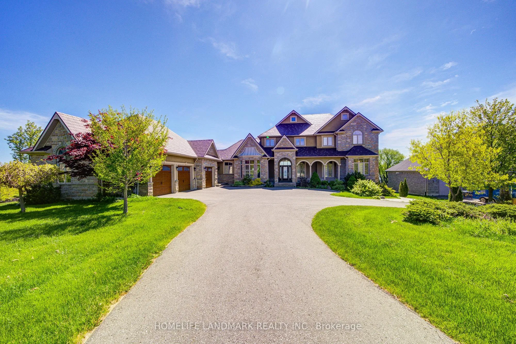 104 Cawkers Cove Road, ON L9L 1R6