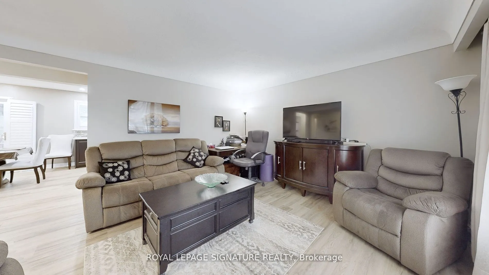 333 Ridgeway Avenue, ON L1J 2T9