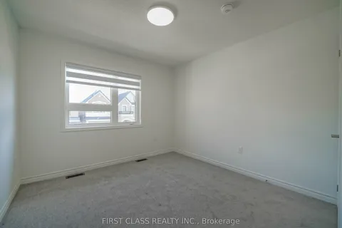 1475 mockingbird Square, ON L1X 0N8