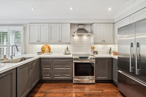 26 Simonds Drive, ON L1S 4X2