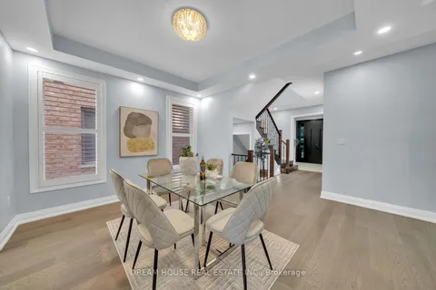 21 Lockton Street, ON L1P 0E1