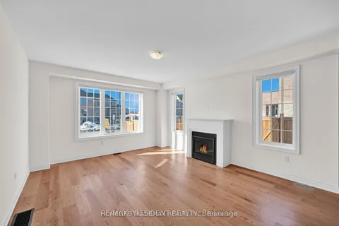 2577 Bandsman Crescent, ON L1L 0M2