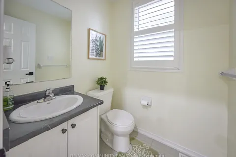 9 Ainley Road, ON L1Z 0S4