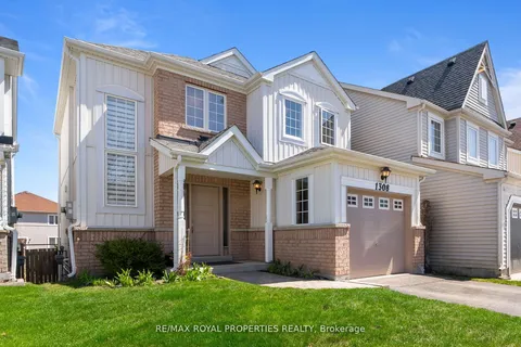 1308 Ashgrove Crescent, ON L1K 3A6