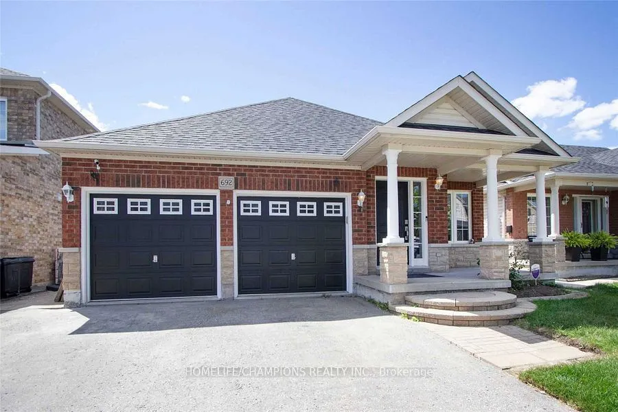 692 Ormond Drive, ON L1K 2R9