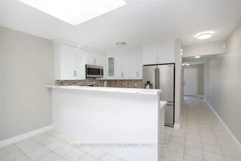 692 Ormond Drive, ON L1K 2R9