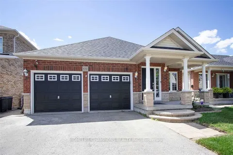 692 Ormond Drive, ON L1K 2R9