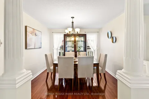 104 Willowbrook Drive, ON L1R 2S8