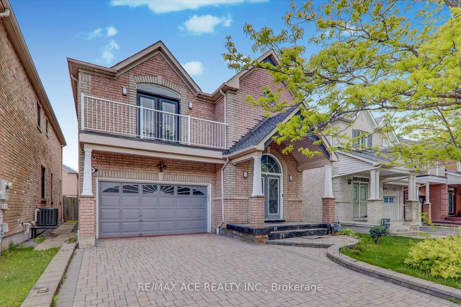 28 Dent Street, ON L1T 4G1