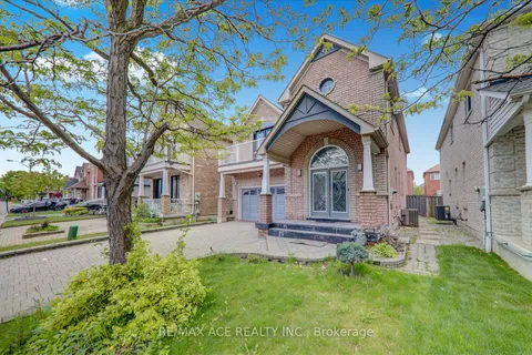 28 Dent Street, ON L1T 4G1