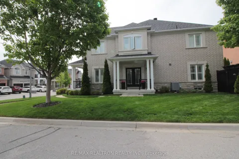 134 Snowling Drive, Ajax, ON L1Z 0G3