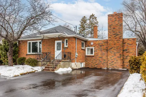 84 Taunton Road, ON L1G 3T2
