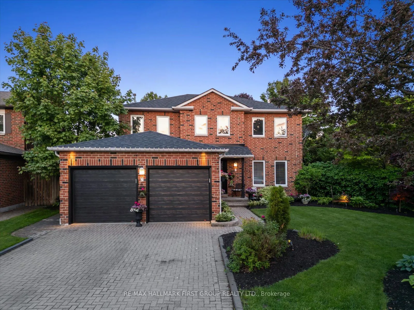 7 Brookdale Crescent, ON L1P 1J4
