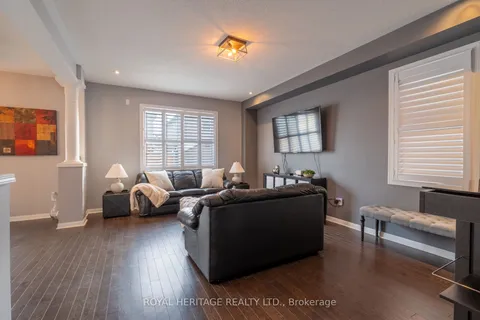 51 Henry Smith Avenue, ON L1C 0W1