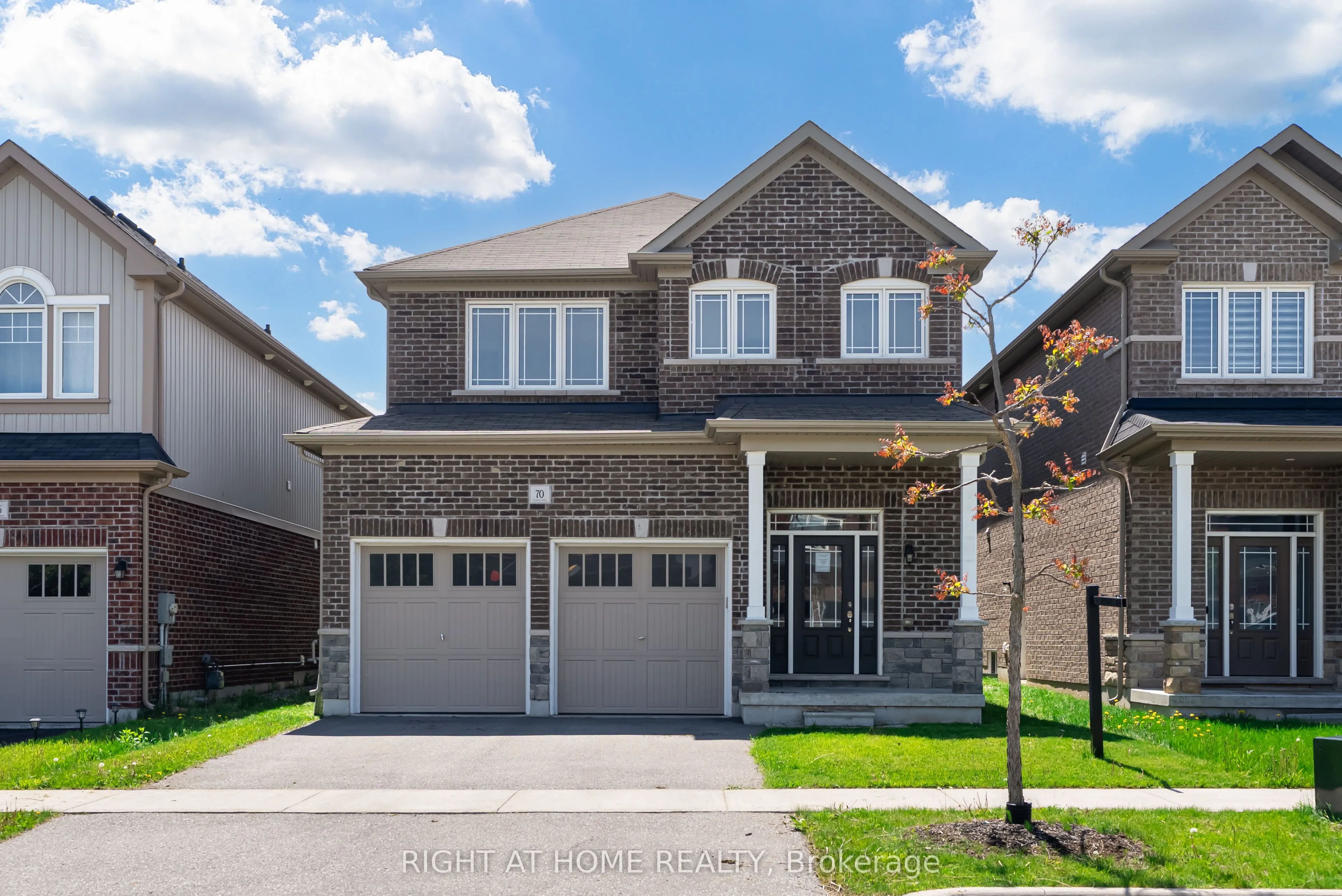 70 Moses Crescent, ON L1C 0T8