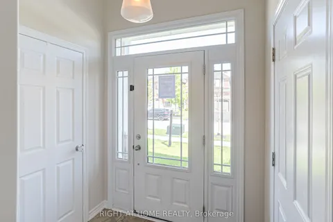 70 Moses Crescent, ON L1C 0T8