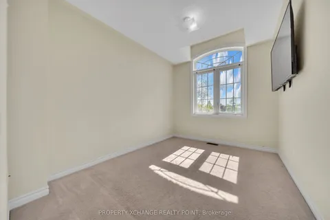 715 Grandview Street, ON L1K 0N2