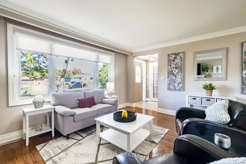 109 Crawforth Street, ON L1N 3S4