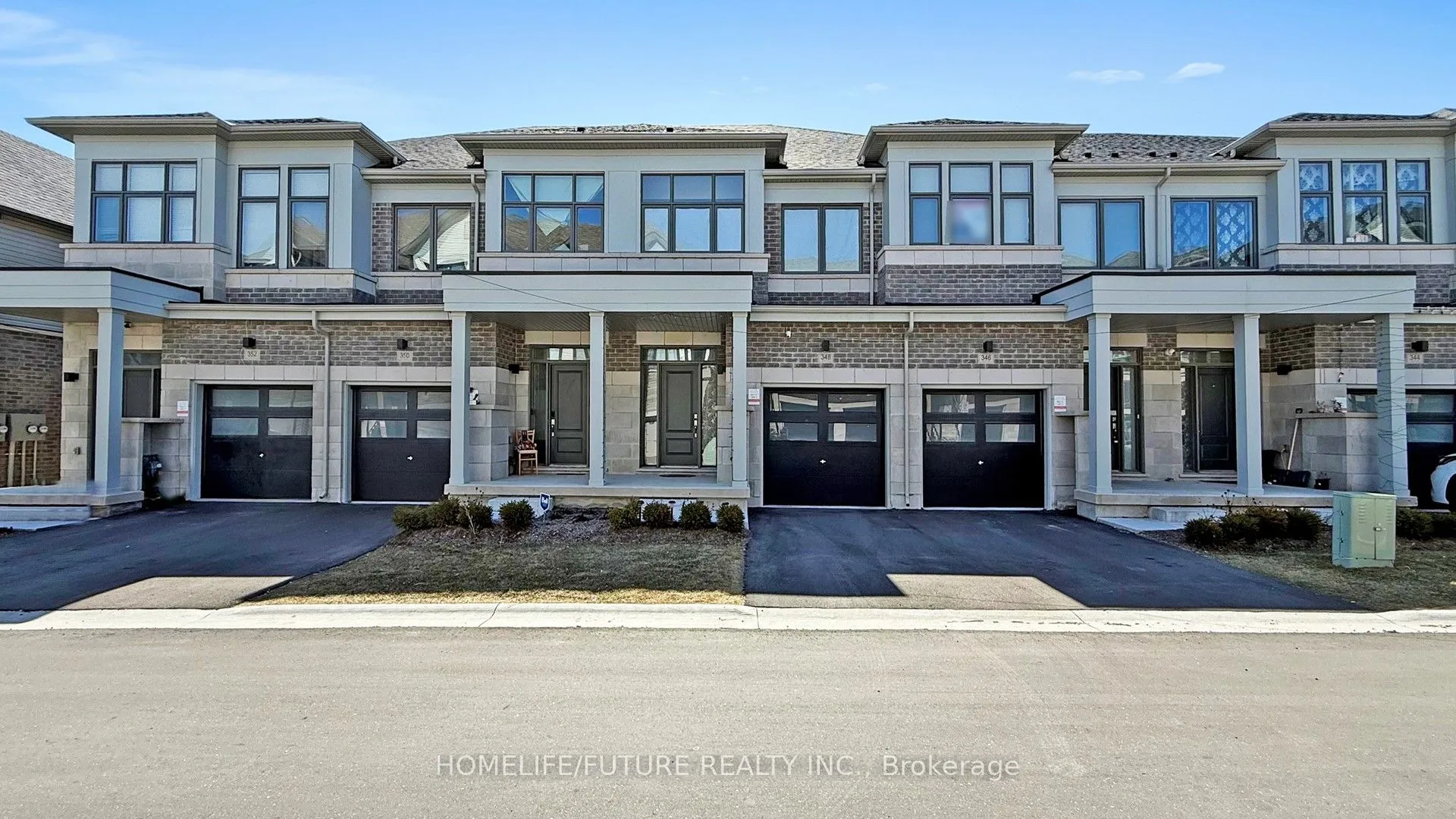 348 Okanagan Path, ON L1H 0A7