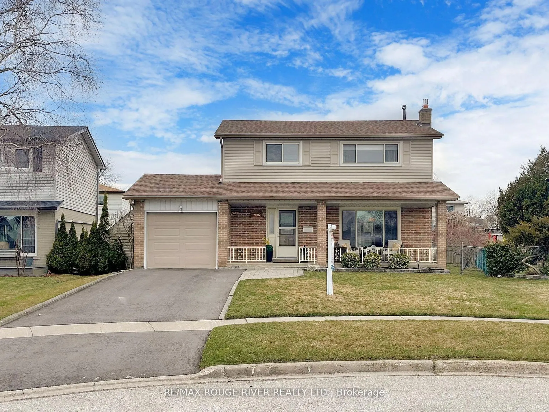 936 Cecylia Court, ON L1W 2Y1