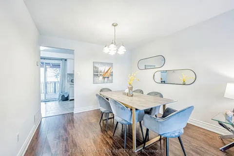 58 Crittenden Square, Toronto, ON M1B 1V1