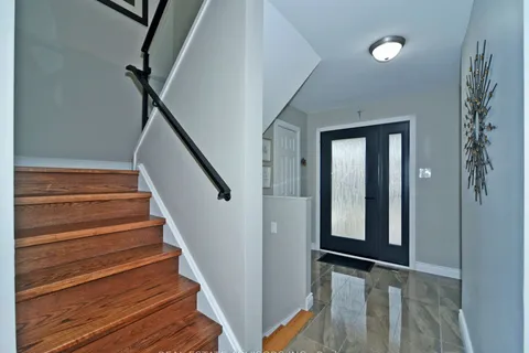 22 Caronia Square, ON M1B 2Z8