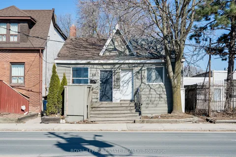 874 Eastern Avenue, ON M4L 1A3