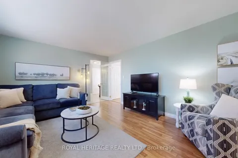 11 Durham Street, ON L1M 1A5