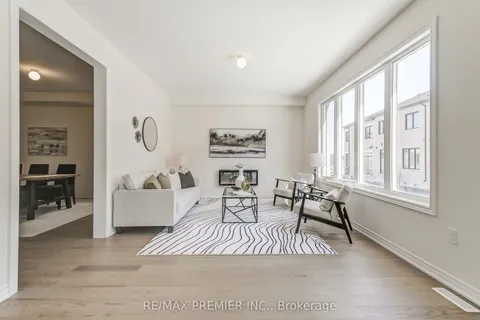 3153 Blazing Star Avenue, ON L1Y 0B4