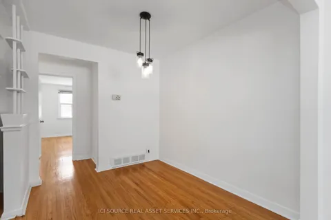 52 Herbert Avenue, ON M4L 3P9