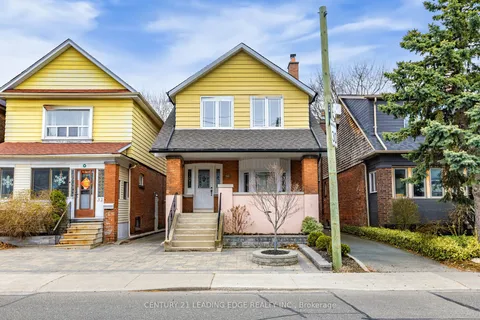 34 CHISHOLM Avenue, ON M4C 4V2