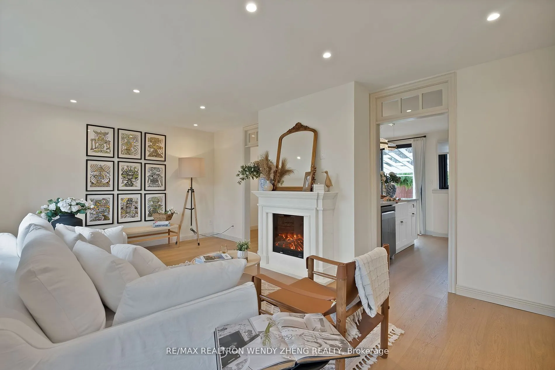 4 Zambri Walk, ON M1P 1H8