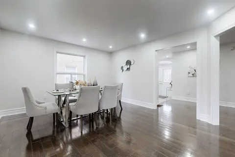 143 Baycliffe Drive, ON L1P 1V5
