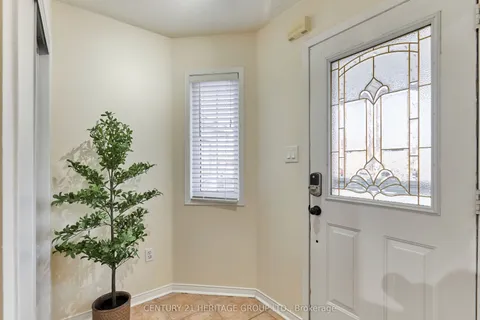73 Rich Crescent, ON L1P 1V6
