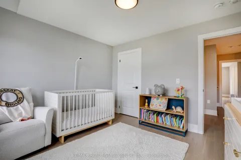 1004 Kingpeak Crescent, ON L1X 0H3