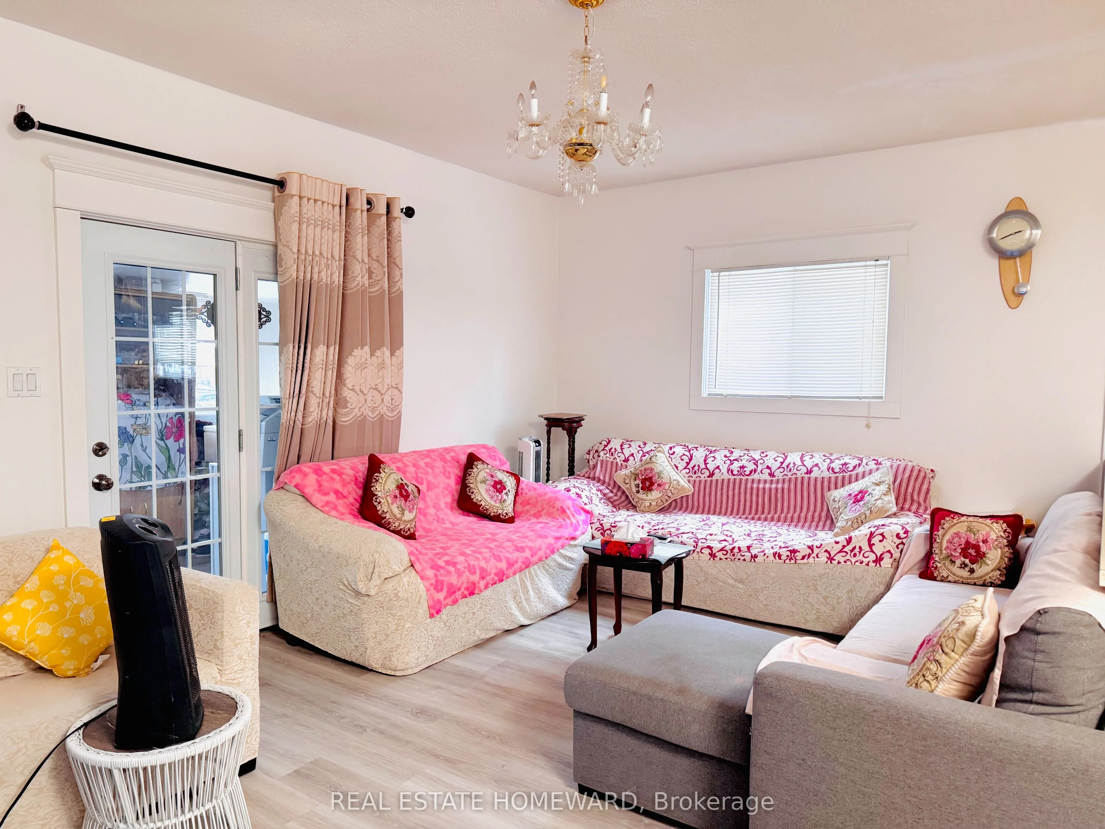 41 Patterson Avenue, ON M1L 3Y1