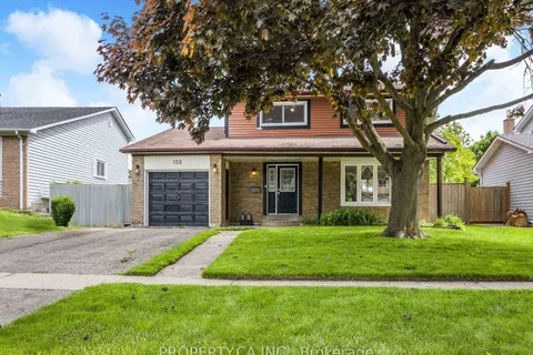 122 Roser Crescent, ON L1C 3N9