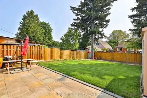 55 Canlish Road, Toronto, ON M1P 1S6