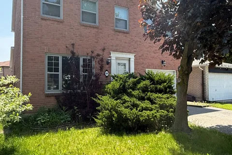 688 Highview Road, ON L1V 4V8