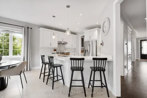 28 Coach Crescent, ON L1R 0K8