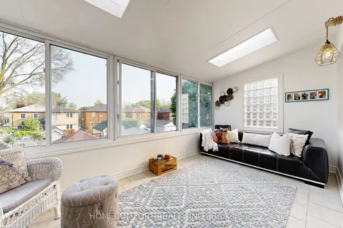 253 Fulton Avenue, Toronto, ON M4K 1Y6