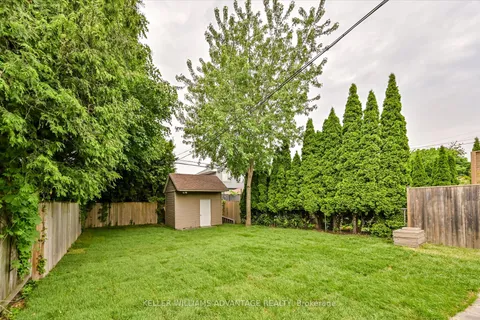 1080 Greenwood Avenue, ON M4J 4E4