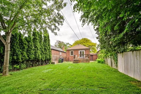 1080 Greenwood Avenue, ON M4J 4E4