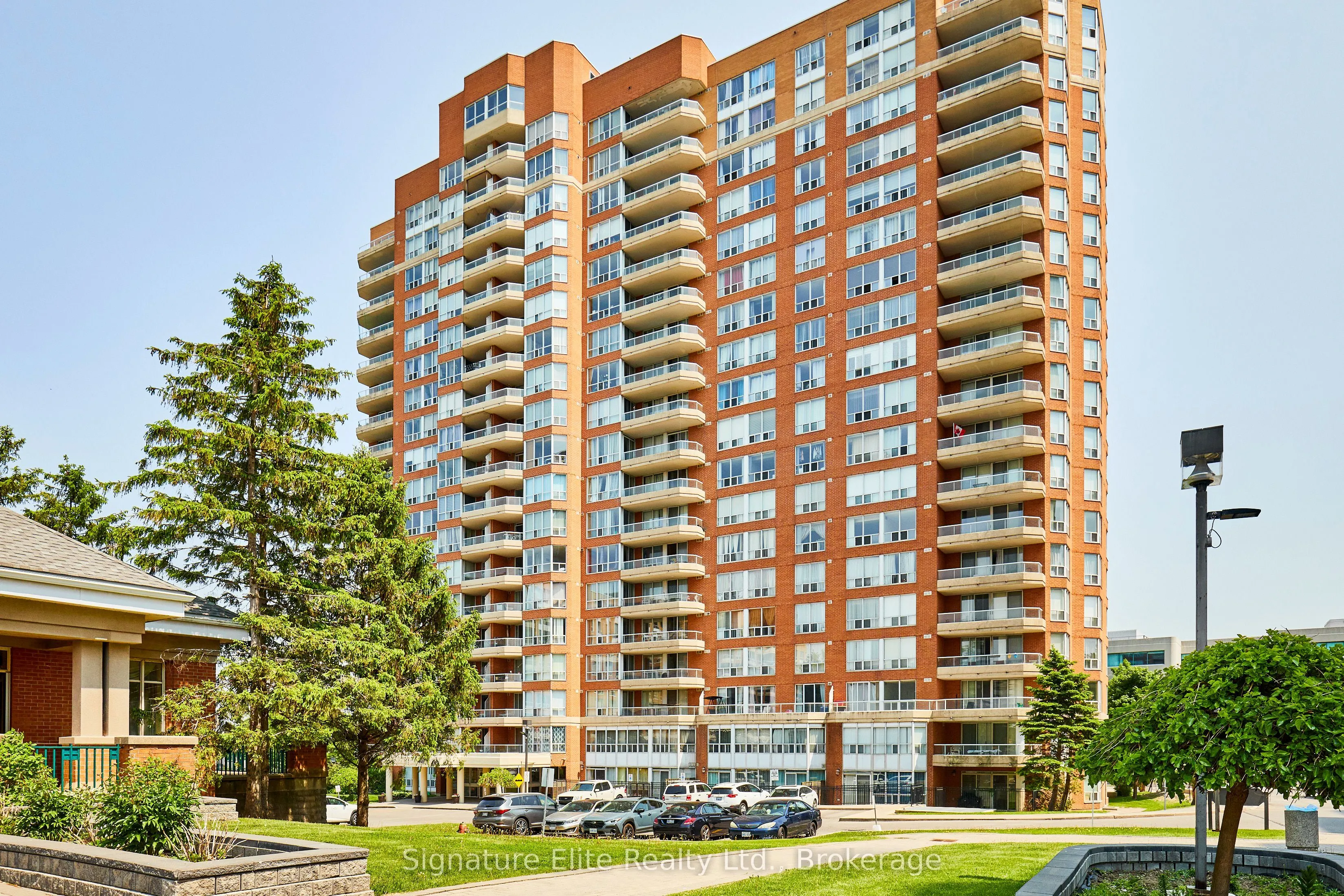 410 Mclevin Avenue, ON M1B 5J5