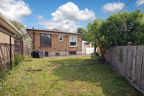 12 Blanche Avenue, ON M1K 1C5