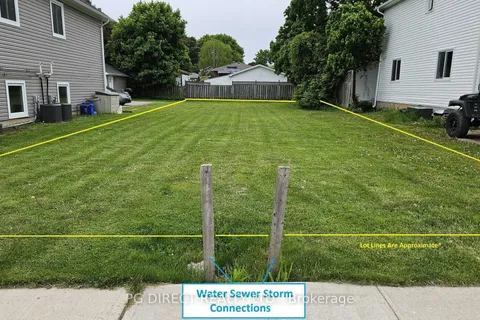 92B Elgin Street, ON L1C 3E4