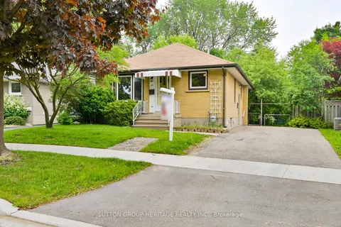 51 Admiral Road, ON L1S 2N8