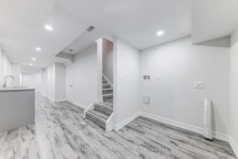 2424 Angora Street, ON L1X 0M6