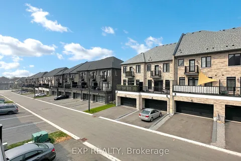 2736 Peter Matthews Drive, ON L1X 0M2