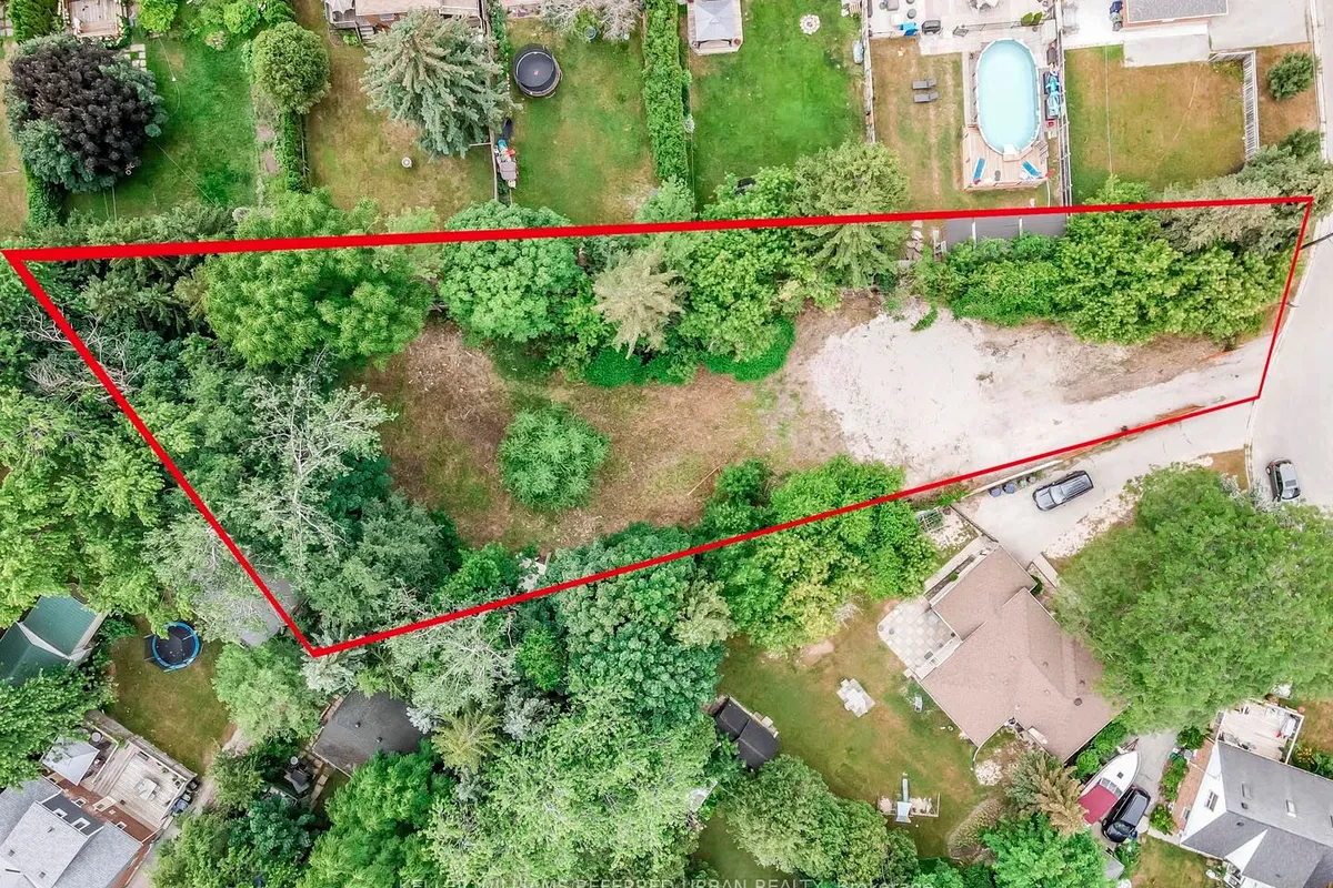 3 Belmuir Place, ON M1M 2G1